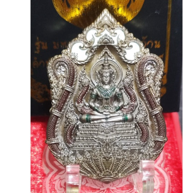 Harness Limitless Wealth & Spiritual Power – Majestic Millionaire Emperor Medal