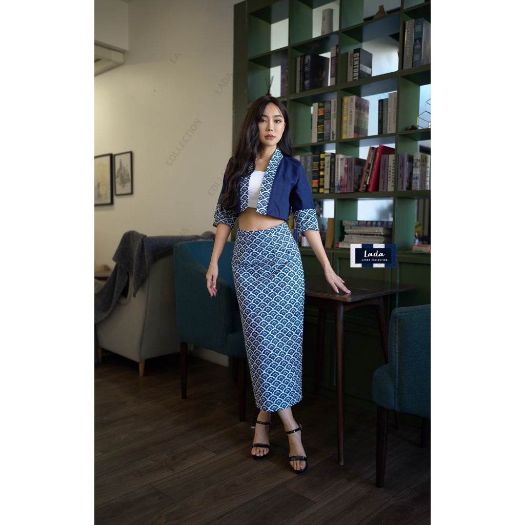 New Fish Scale Print Cotton Set – 4-Panel Cape Sleeve Top &amp; A-Line Skirt | Traditional Lanna Fabric in S–XL Sizes for Women One-Sake.com L S M S-M-L-XL-