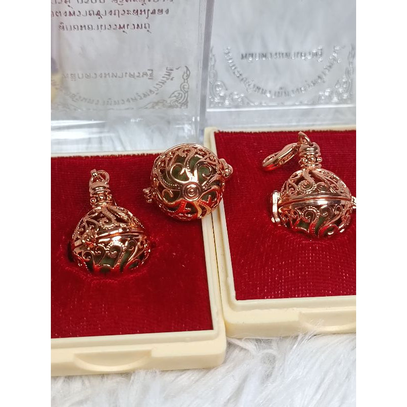 🌑 Luk Om "Ah-Than Vet" (Mystic Magic Ball): Elephant Herd Powder (Chang Prasom Khlong) – Thep Phra Asurin Rahu Song Krut (Rahu Riding Garuda) Edition (2018) – Sappharachen Foundation, Nakhon Pathom