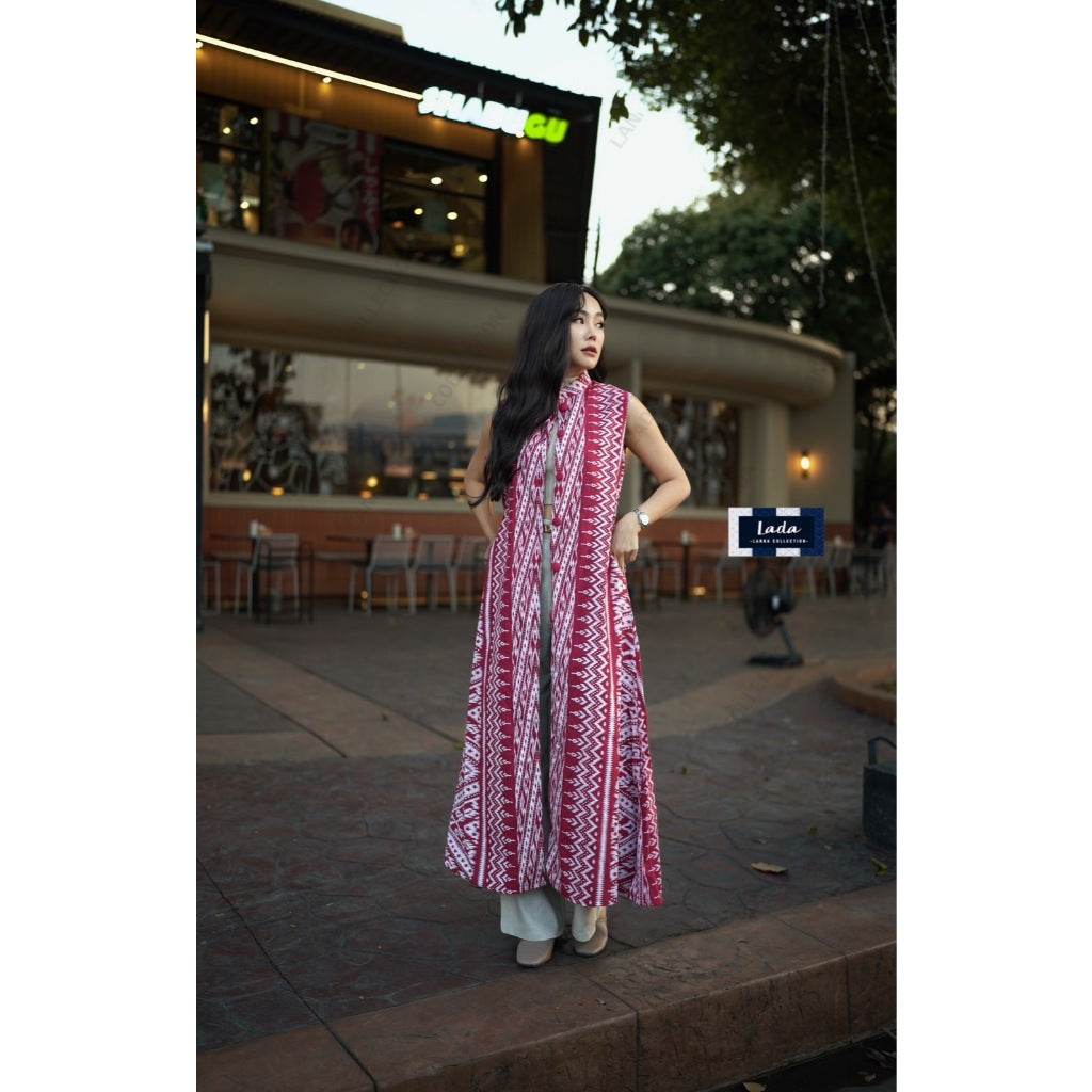 New Lisa Print Long Cotton Wrap Coat – 3 Colors | Hand Wash Only – S–XL Sizes for Women One-Sake.com แดง / อก32-36 กรม / อก32-36 กรม / อก38-40 กรม / อก32-36-กรม / อก38-40-แดง / อก32-36-แดง / อก38-40-ชมพู / อก32-36-ชมพู / อก38-40-