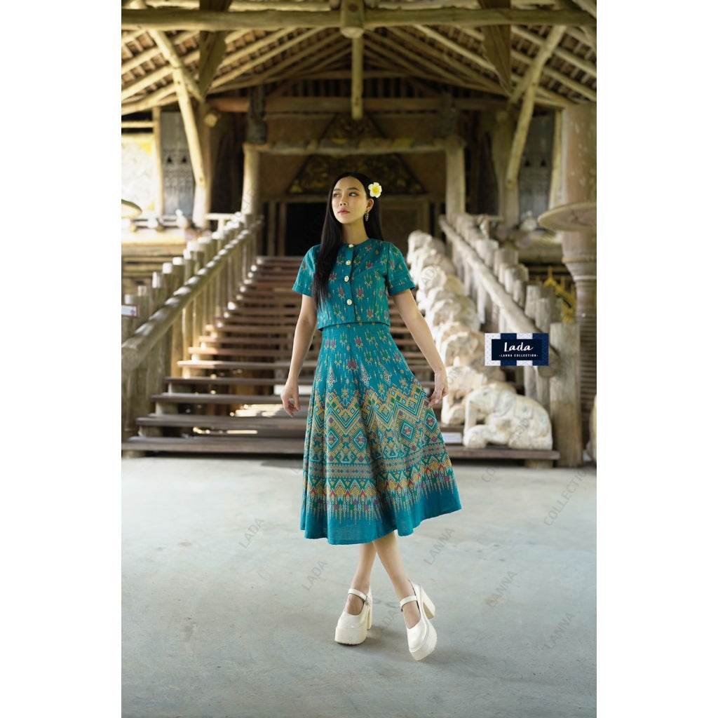 New Crop Top with Pearl Buttons &amp; 8-Piece Praewa Print Skirt Set – Green | Cotton Outfit for Women in S–XL Sizes One-Sake.com เขียว / L เขียว / S เขียว / M เขียว / S-เขียว / M-เขียว / L-เขียว / XL-