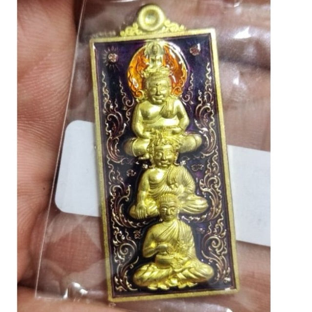 Harness the Power of Enlightenment & Protection – Authentic Buddha Arahant Medal Blessed by Luang Pho Pha 145หล