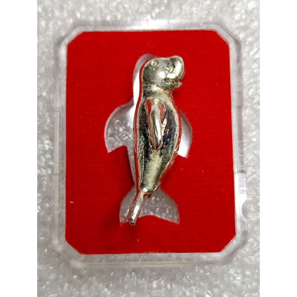 ✨ Sacred Duyong "The Sea Queen's Heart": 2019/2562 Rare Silver-Plated Copper Sea-Cow Amulet – Consecrated by Grandmaster Plian (Khao Or) & Nane Doi for Supreme Charisma, Wealth Attraction, and Divine Protection