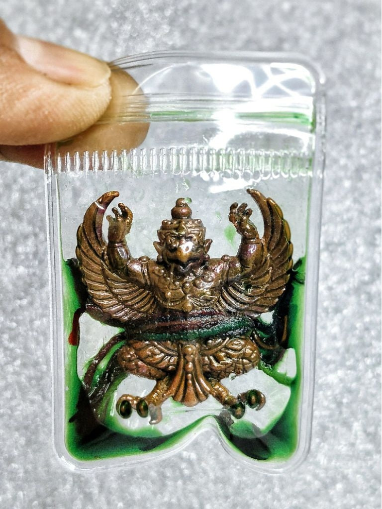 ✨ Sacred Phya Krut "The Immortal Sovereign": The Great Garuda of Supreme Power by Luang Phor Ruay (Wat Thung Santi Tham, Krabi) – Soaked in Invincibility Herb Oils (Waan Maha-Ud) with Authentic Laser-Coded Serial Numbers
