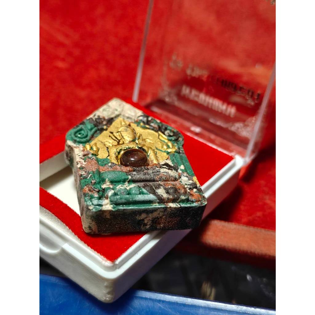 💛 “Golden Naga-Heart Khun Paen – Bell-Tower Merit Edition by Luang Pho Ngern (Ban Or Temple, Thailand) with Sacred Mixed-Powder Base, 5 Takrut, Naga Gem, Golden Seed & Gold Leaf Blessings”