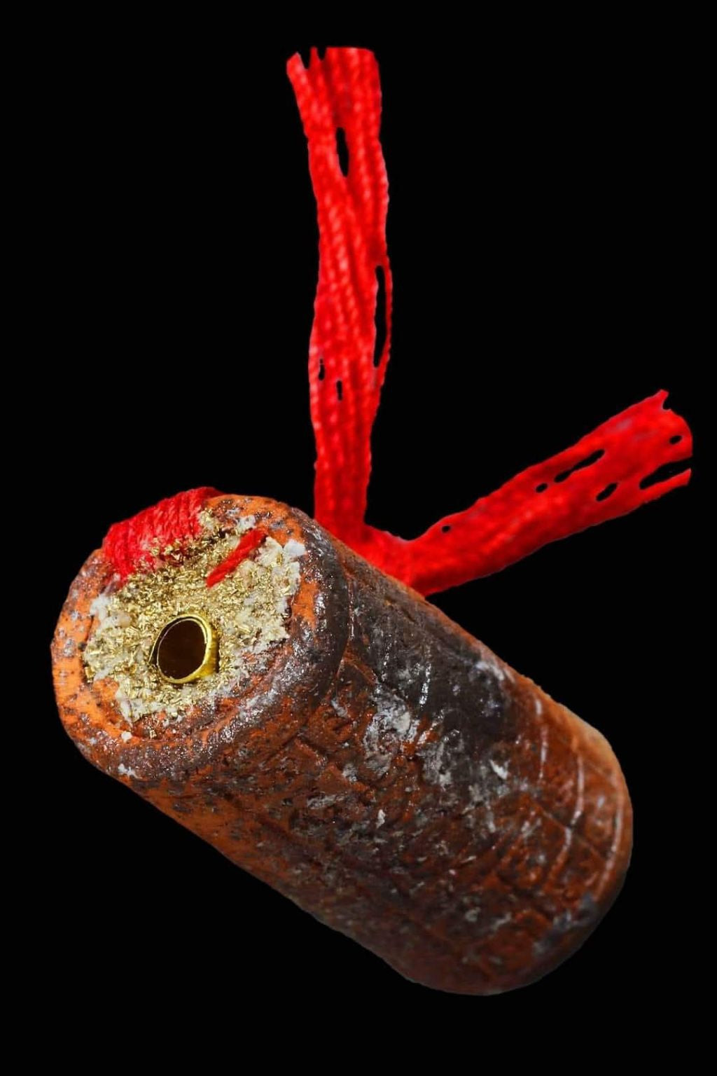 ✨ Sarika Love Enchantment Takrut – Luang Pu Sak Samahito 8 Buddha Lords Fired Clay Amulet for Irresistible Charm & Attraction 🕊️