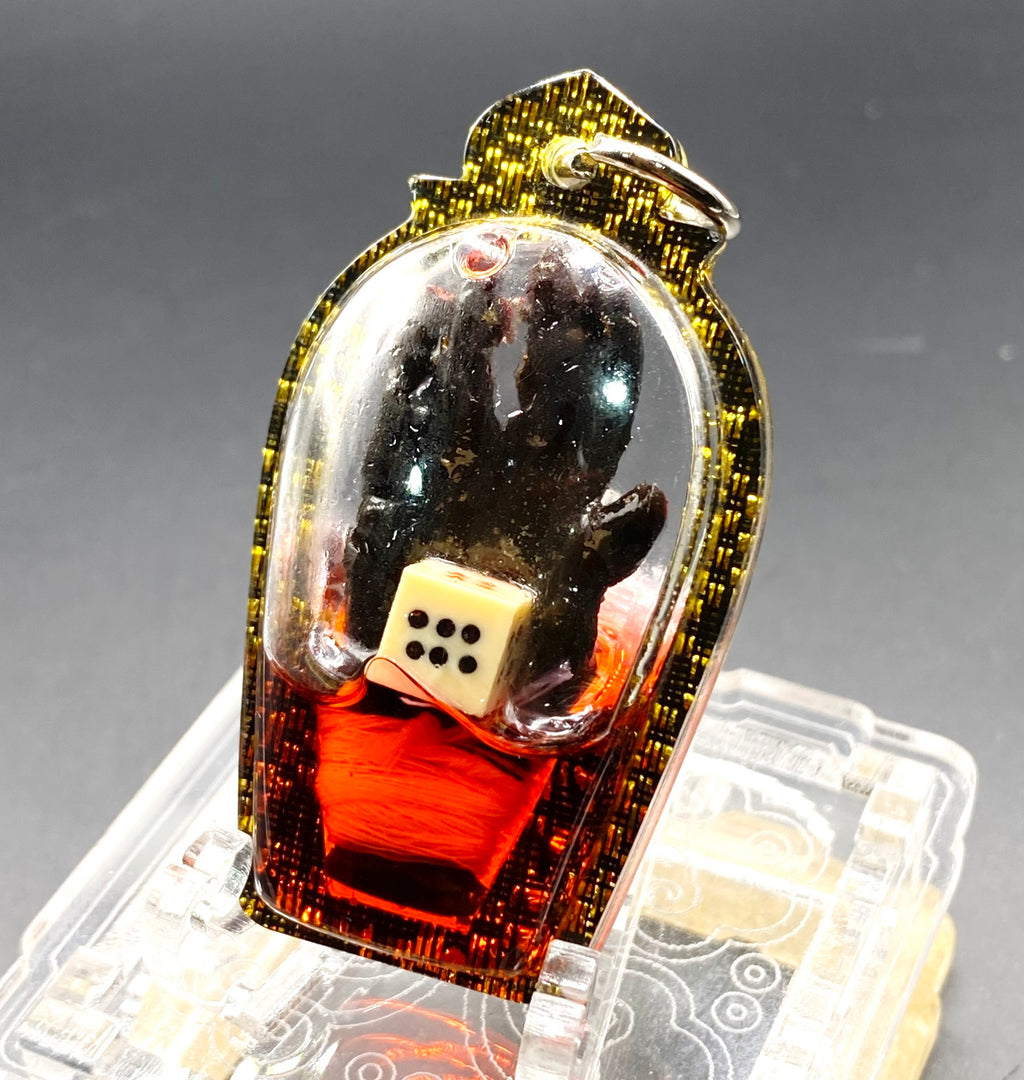 ✨ Imperial Millionaire Palm "Prab Sian" (The Gambler’s Sovereign): Sacred Wealth-Dominating Talisman Encased in High-Vibe Attraction Oil for Unstoppable Windfalls and Competitive Victory by Luang Phor Mian, Wat Janeang (Exclusive 6cm Masterpiece)