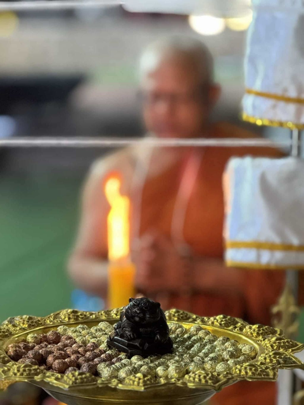 ✨ Sacred King Tiger "Relaxed Abundance" Holy Bead: The First Edition Life-Changer (2025/2568) by Phra Arjan Prasut (Wat Nai Tao, Trang) – The Ultimate Magnet for Effortless Wealth, Grand Fortune, and Elite Protection (Khao Or Lineage)