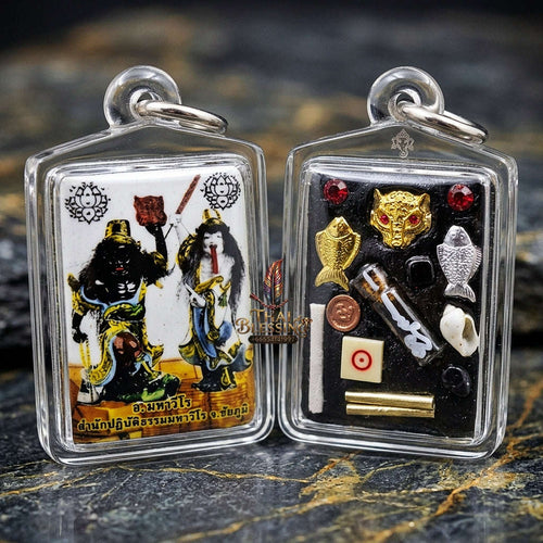 Thai Amulet Anti-Ghost & Occult Protection Chom Phut Black & White Master Locket Edition Phra Ajarn Amnat Maha Viro Thai Blessing Co By RURUECHA