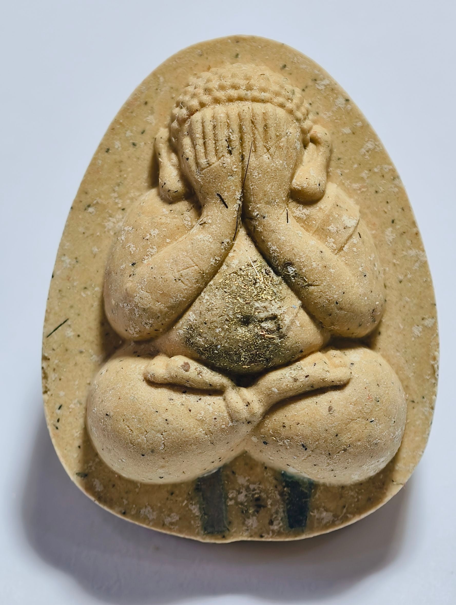 Thai Amulet for Increasing Happiness Phra Pidta Saturn 5 by Luang Pu Hong