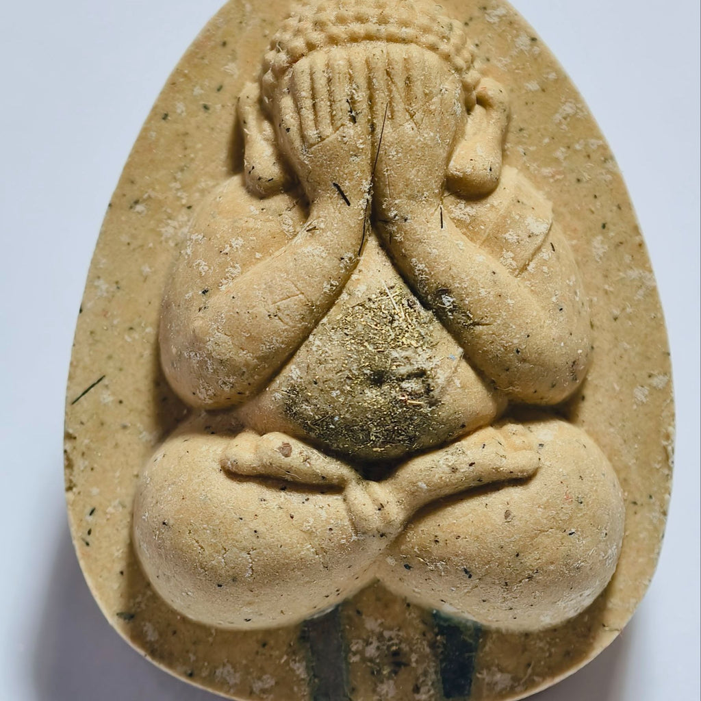 Thai Amulet for Increasing Happiness Phra Pidta Saturn 5 by Luang Pu Hong