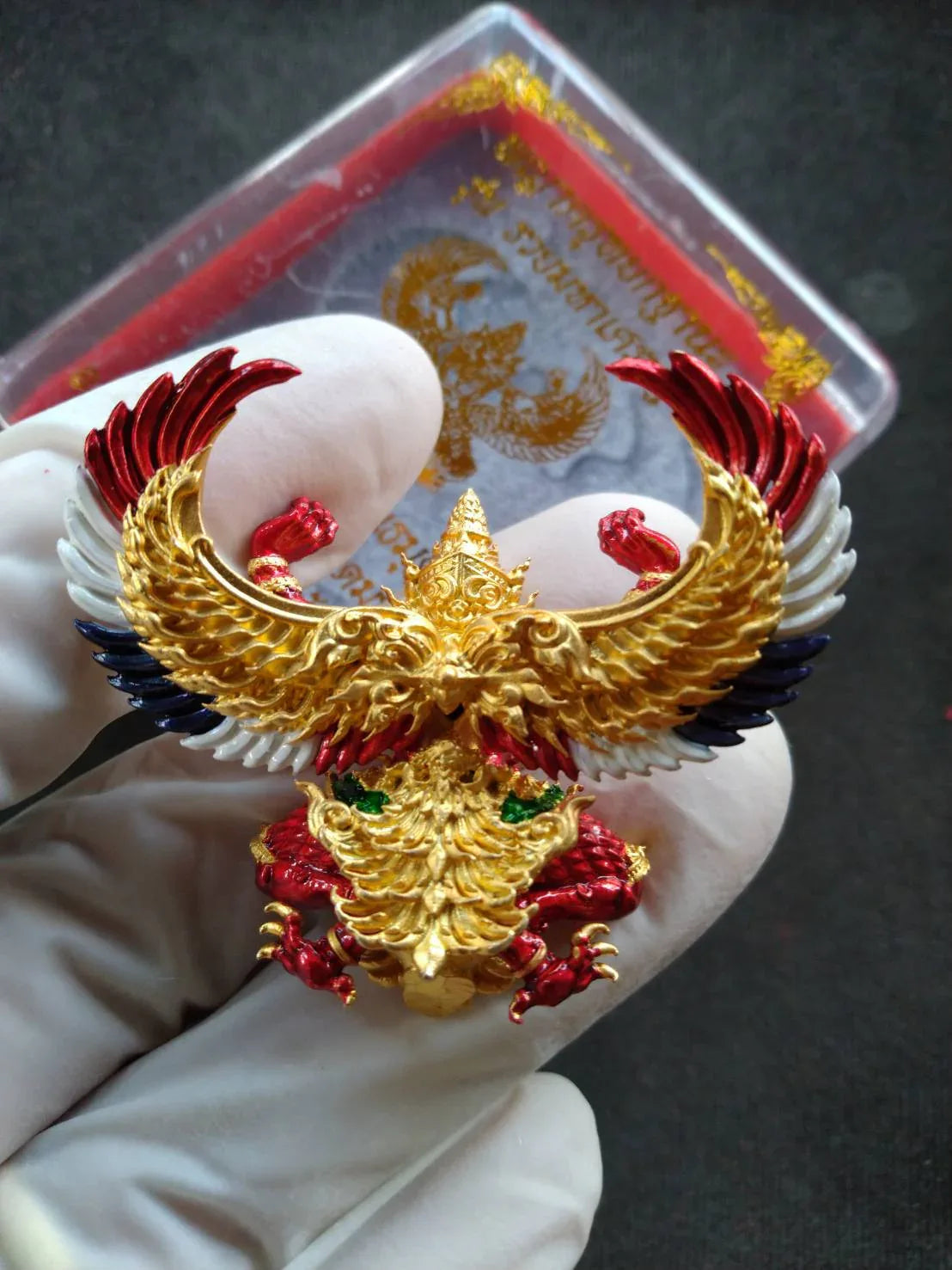 Phaya Garuda Amulet for Attracting Wealth, Elevating Status, and Providing Protection