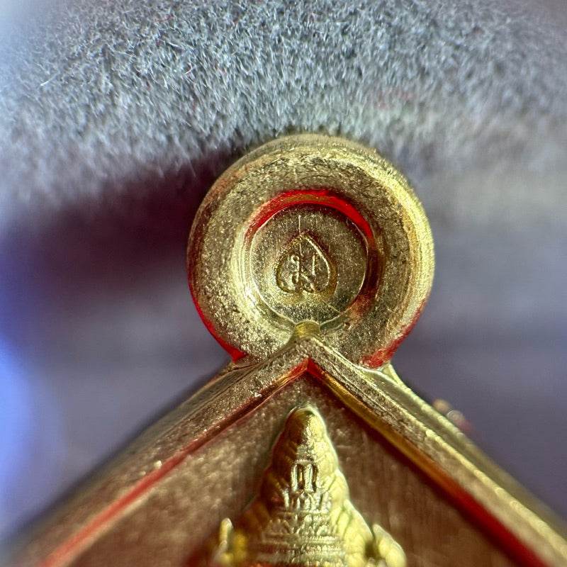 Thao Wessuwan Coin Amulet for Wealth and Prosperity - Maha Phokasap Charm
