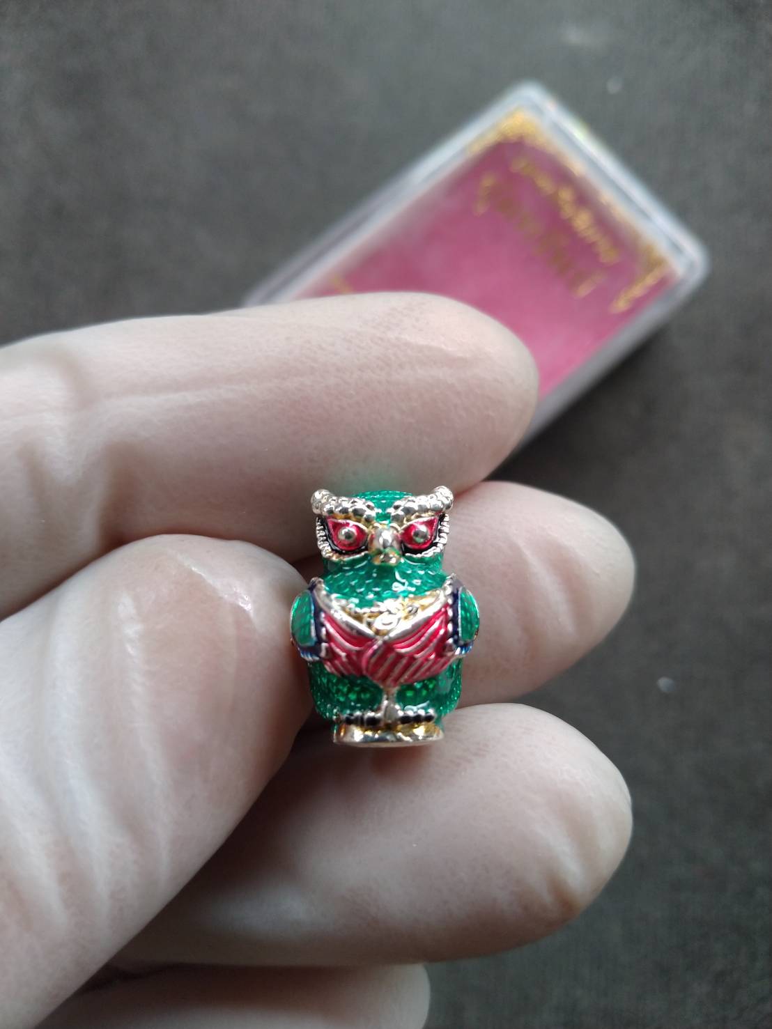 Thai Blessing Co ornate green and red enamel owl amulet pendant Thevarattikan Wealth Embracing Deity gold plated
