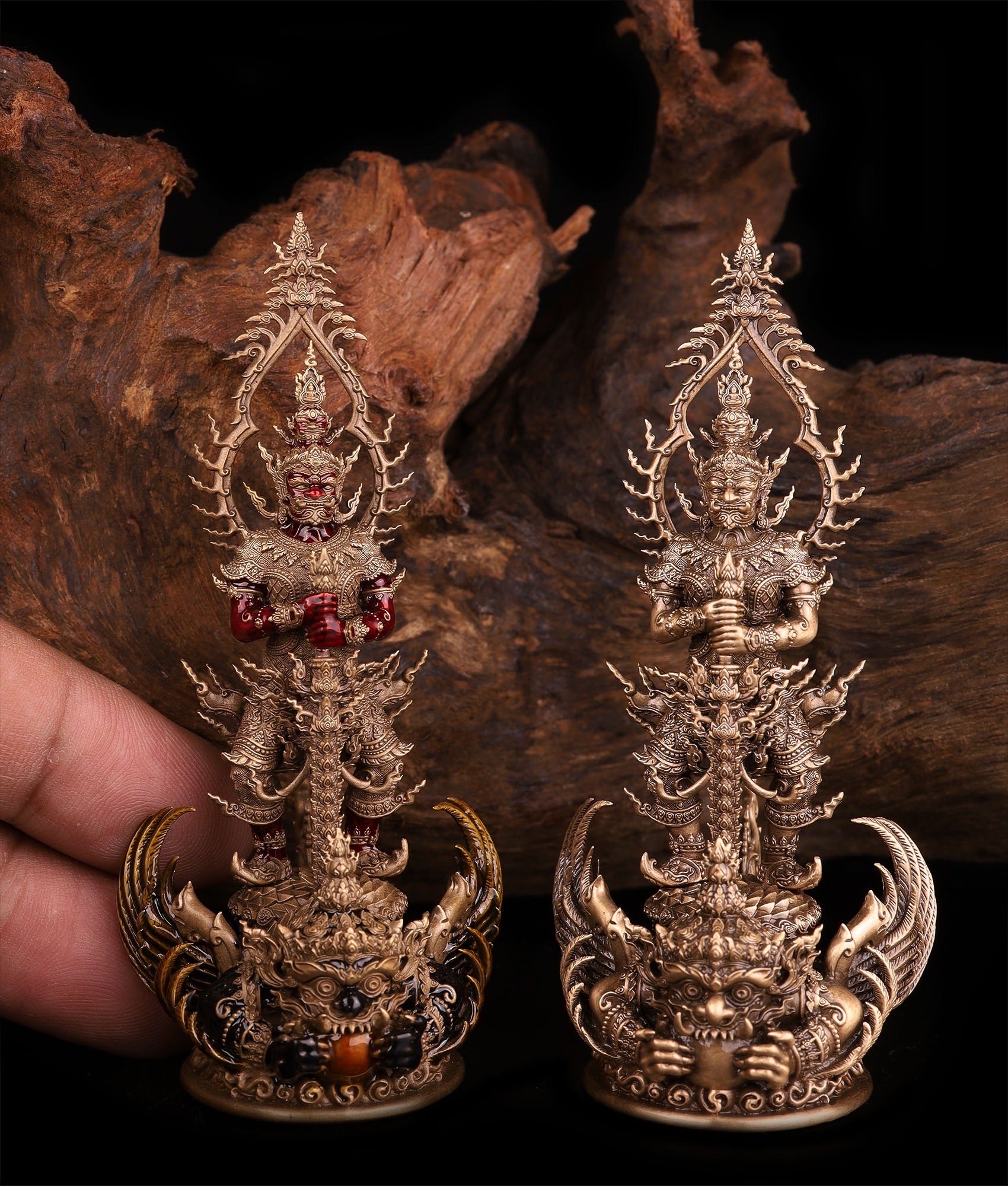 Thai Blessing Co Thao Wessuwan statue for wealth and protection. Ornate bronze guardian deity amulets with intricate detailing