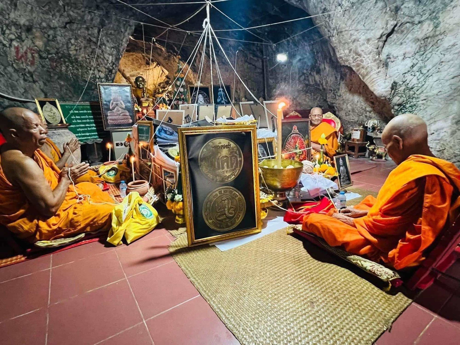 Chok Dee Good Luck 5D Coin - First Edition Thai Blessing Amulet by Luang Pu Im, Wat Thung Na Mai