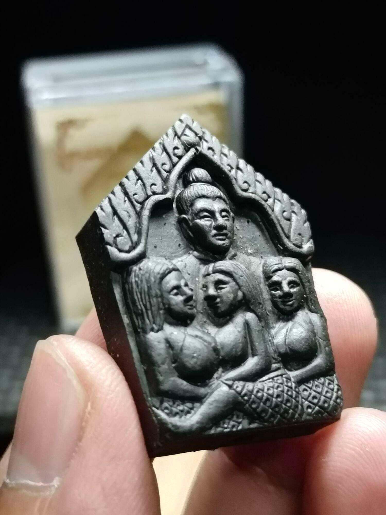 ✨ Khun Paen Prai Nang Khiang First Edition 2020 – Sacred Charm Powder Amulet by Luang Pho Thongwan, Wat Ban Pak Dom, Ubon Ratchathani