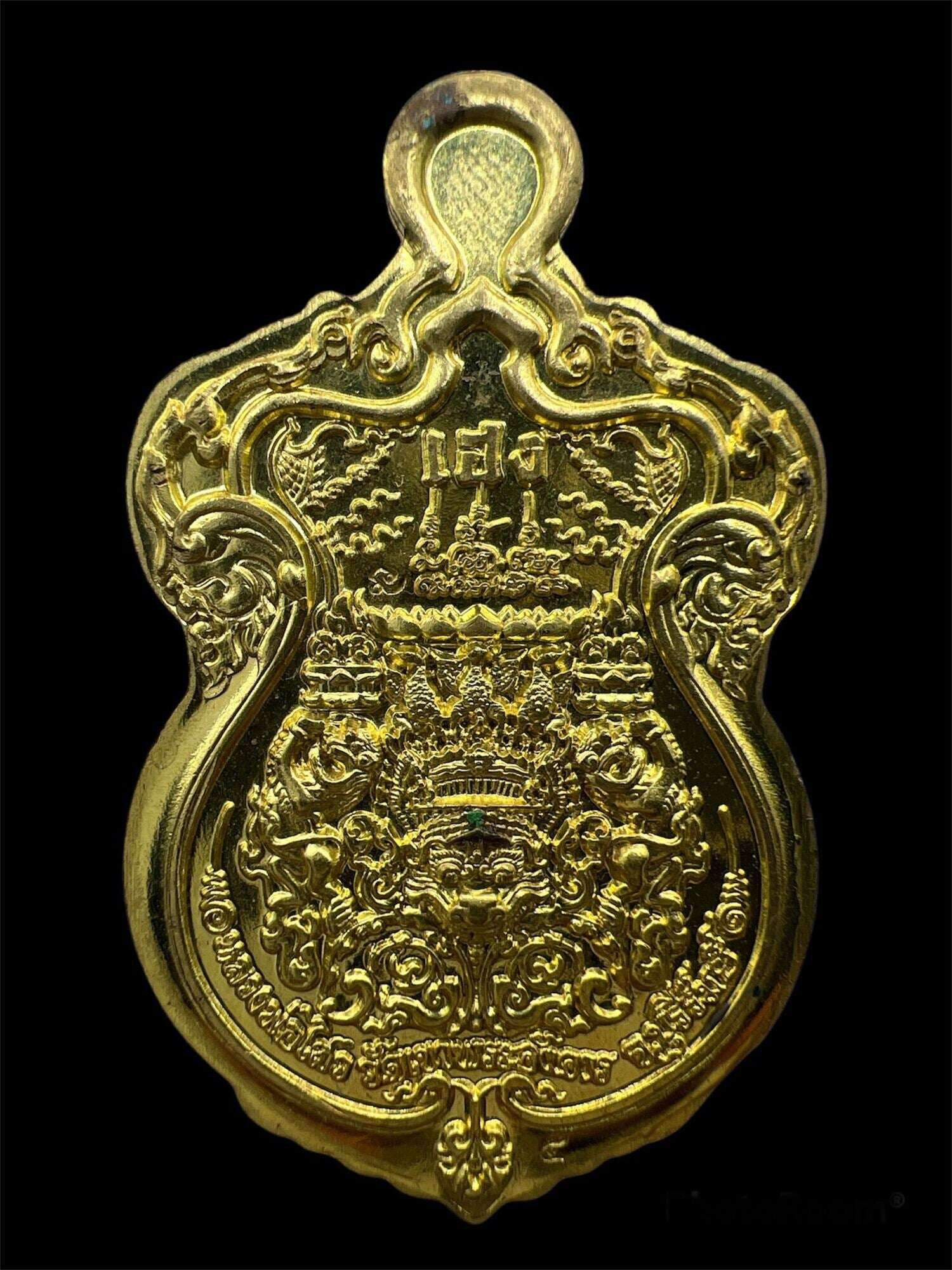 ✨ First Edition Thao Wessuwan Medal – Enamelled Sacred Coin by Luang Pho Sai, Buriram | Multicolor Gold Alloy