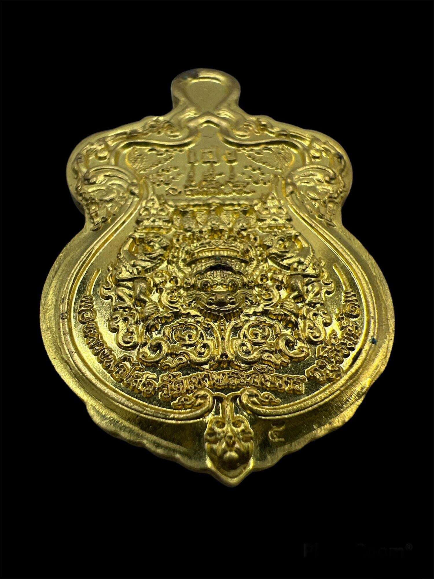 ✨ First Edition Thao Wessuwan Medal – Enamelled Sacred Coin by Luang Pho Sai, Buriram | Multicolor Gold Alloy