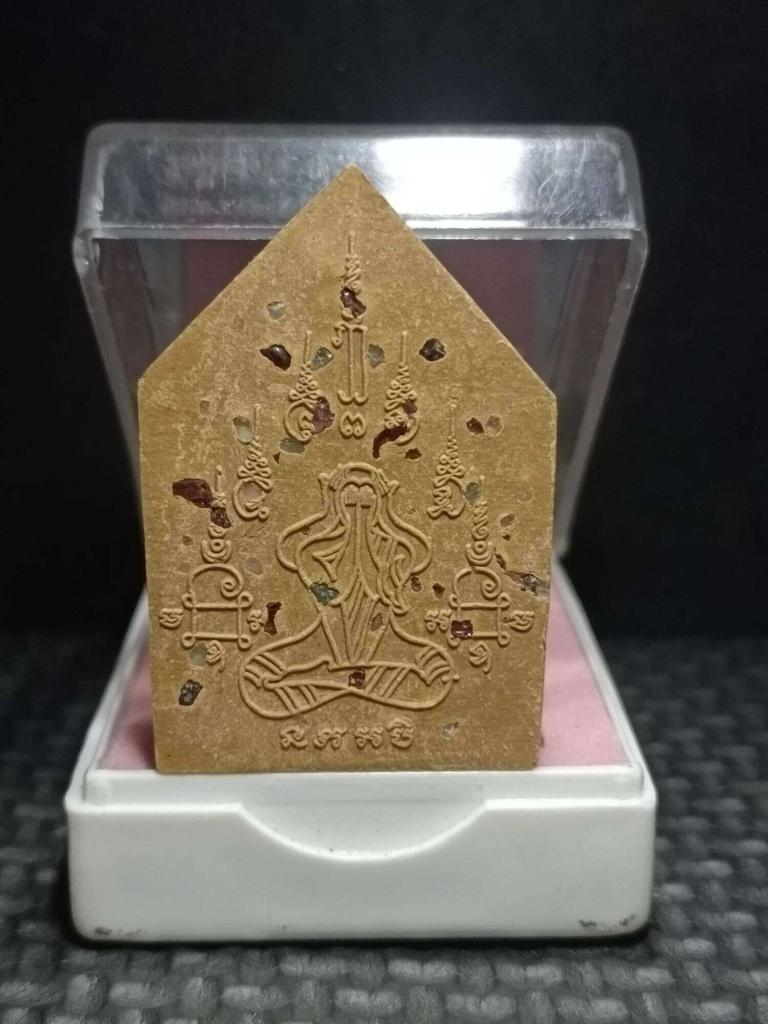 ✨ Phra Pidta Maha Phokha Sap Powder Amulet 108 – First Edition Blessed by Luang Pho Samnao, Wat Phosang Kho, Singburi Yellow