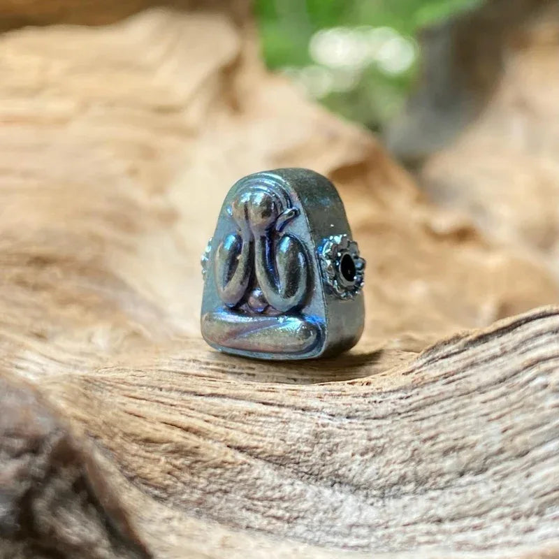 Blue Thai Buddhist Amulet Bracelet - Spiritual Protection and Stylish Accessory