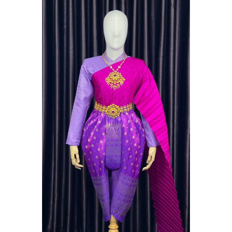 Thai Bridal Outfit Set with Gold Accessories One-Sake.com Only set / Inform the seller's size Accessories / Inform the seller's size Only set / Inform the seller's size-Accessories / Inform the seller's size-