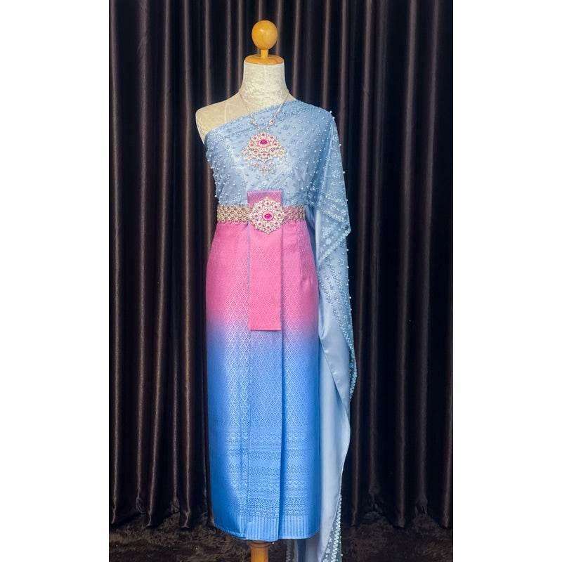 Thai Bridal Sabai Outfit Set – 3-Meter Sabai Dress with Front-Hook Panel | Elegant Thai Wedding Costume for Women