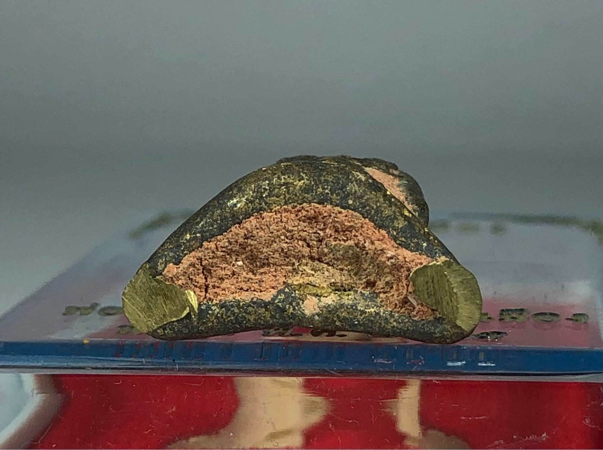 Thai Buddhist Amulet Statue Phra Kao Muaeng for Spiritual Protection and Safeguarding