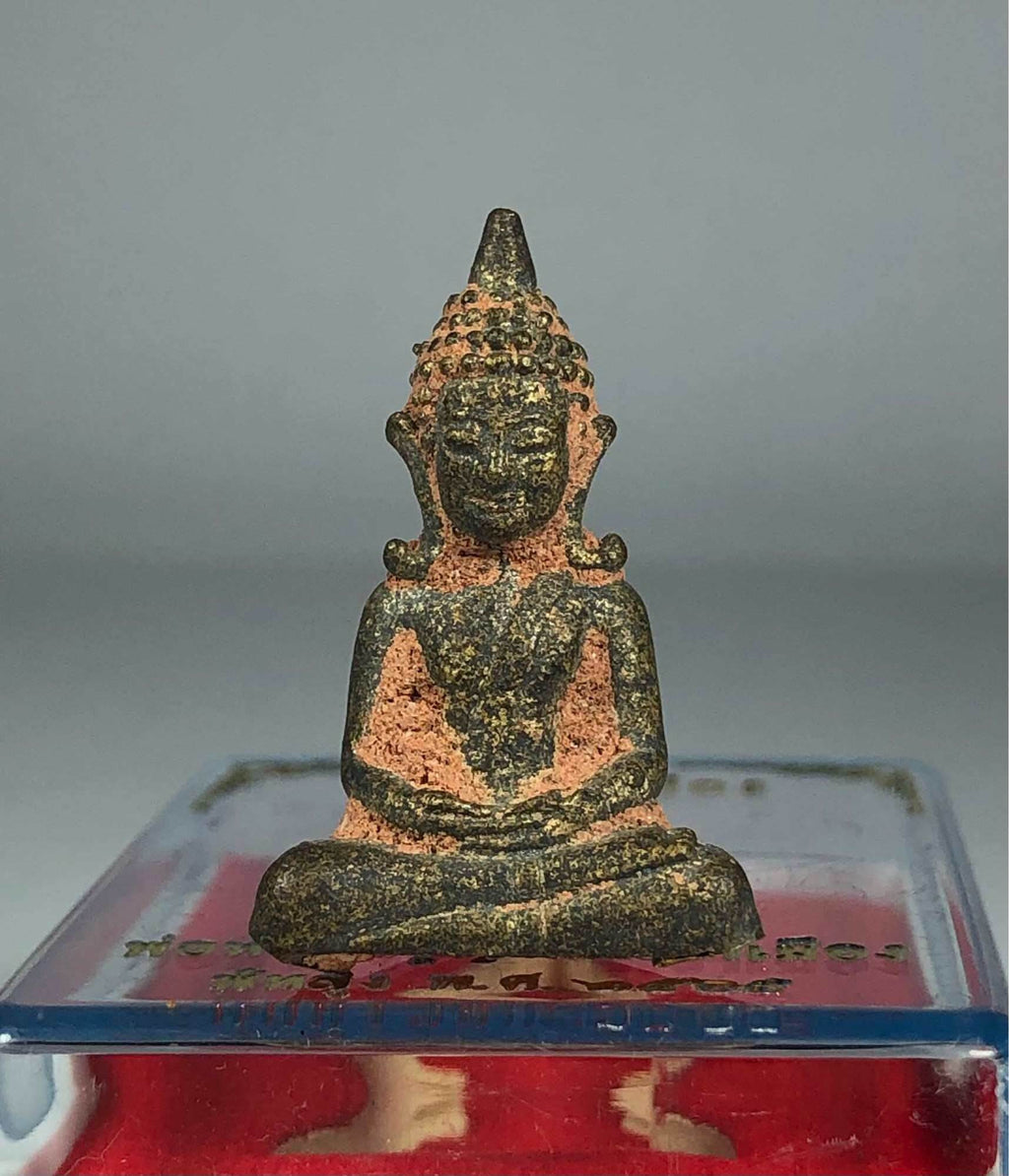 Thai Buddhist Amulet Statue Phra Kao Muaeng for Spiritual Protection and Safeguarding