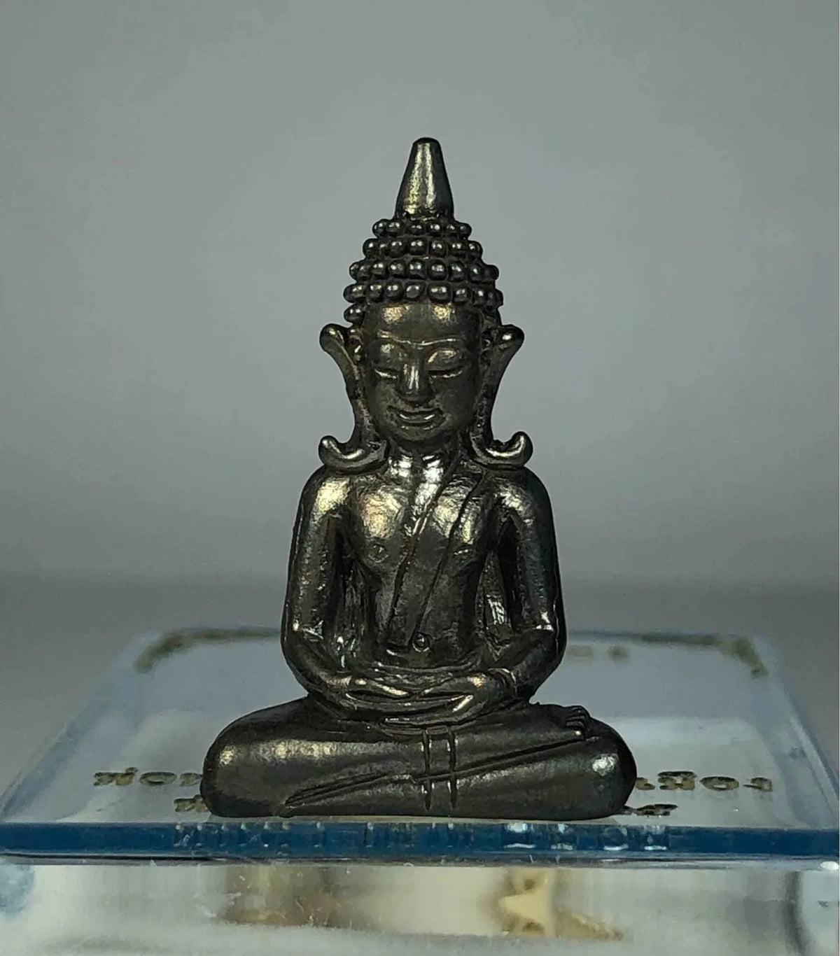 Thai Buddhist Amulet Statue Phra Kao Muaeng for Spiritual Protection and Safeguarding Nava metal