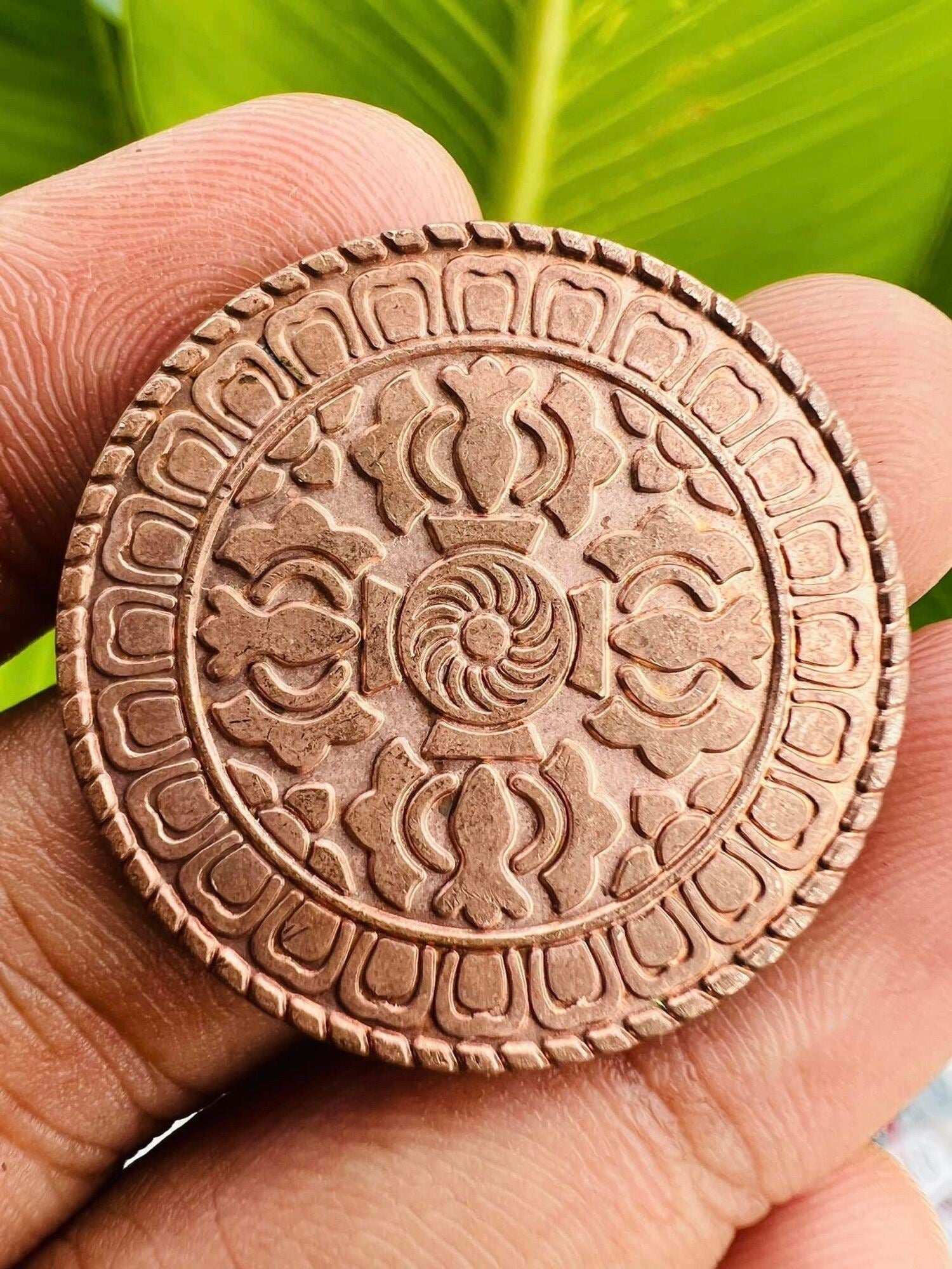 Thai Eye of the Universe Amulet for Enhanced Prosperity and Success Boost