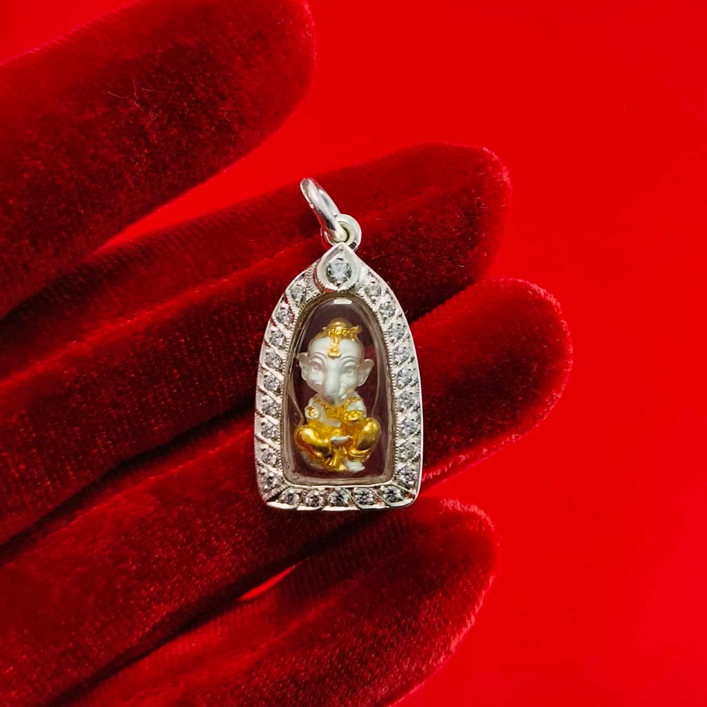 Thai Ganesha Prosperity Pendant - Phra Phikanet Kanesach for Ultimate Success and Abundance