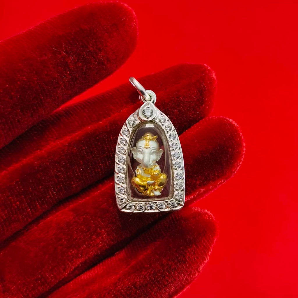 Thai Ganesha Prosperity Pendant - Phra Phikanet Kanesach for Ultimate Success and Abundance