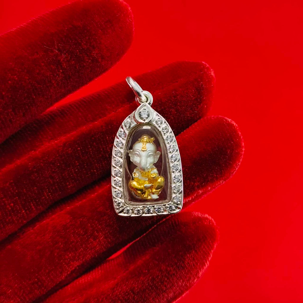 Thai Ganesha Prosperity Pendant - Phra Phikanet Kanesach for Ultimate Success and Abundance