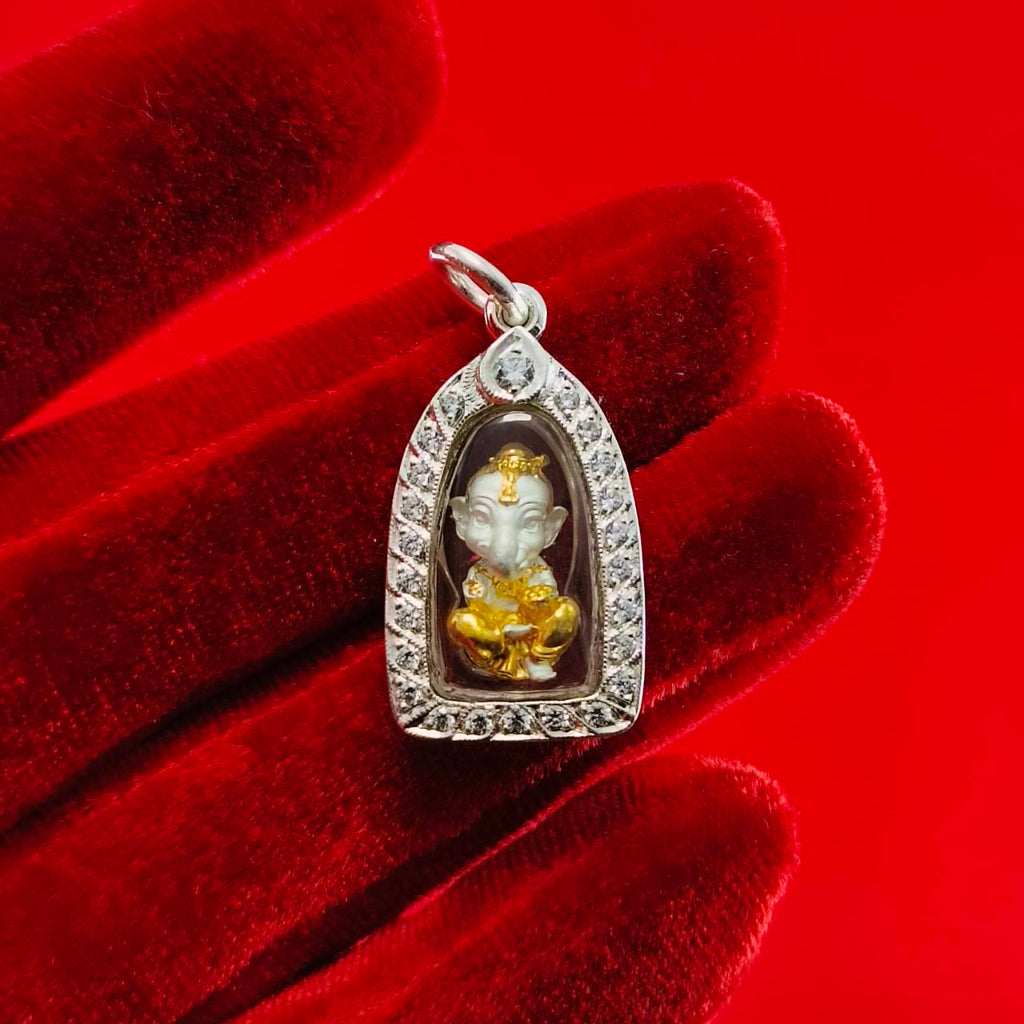 Thai Ganesha Prosperity Pendant - Phra Phikanet Kanesach for Ultimate Success and Abundance