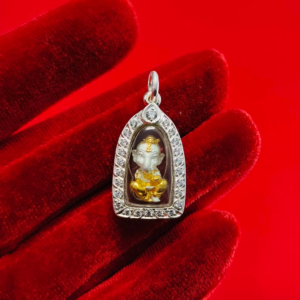 Thai Ganesha Prosperity Pendant - Phra Phikanet Kanesach for Ultimate Success and Abundance