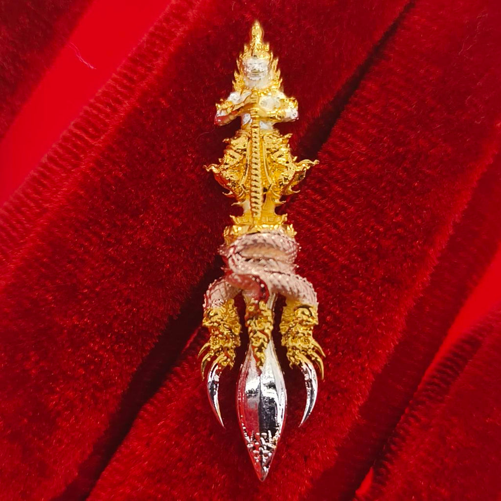 Thai guardian amulet Klang Setthi edition featuring intricate gold and silver details for protection and good fortune