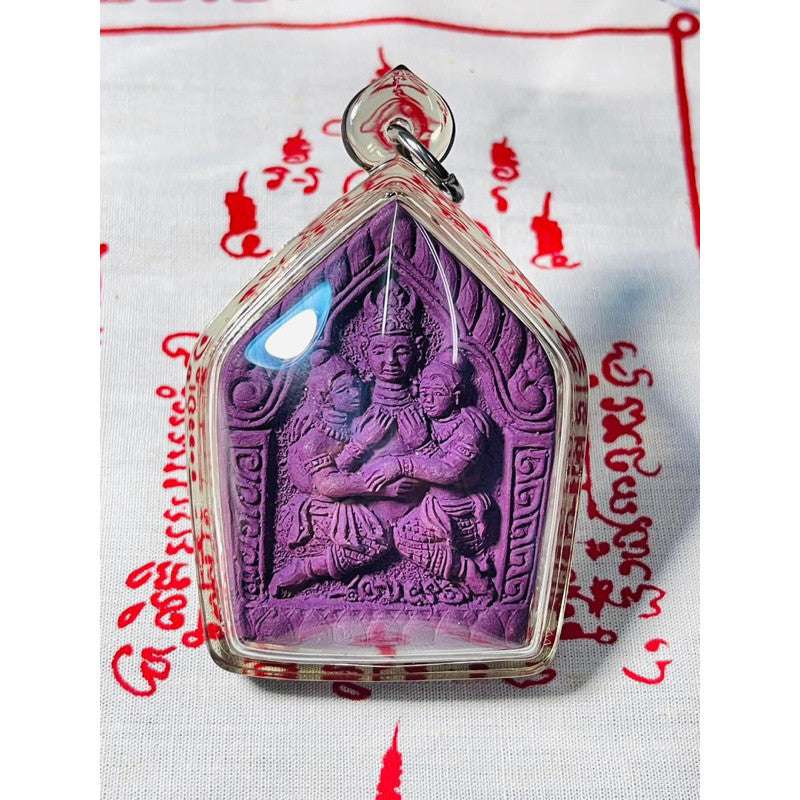 Phaya Khao Kam Amulet for Supreme Love and Wealth Attraction