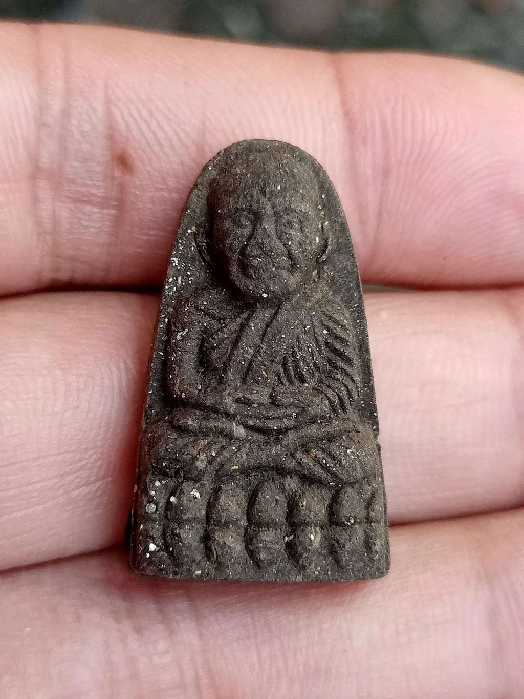 Thai Luang Pu Thuad Amulet 2023 - Commemorative Spiritual Charm for Protection and Good Fortune