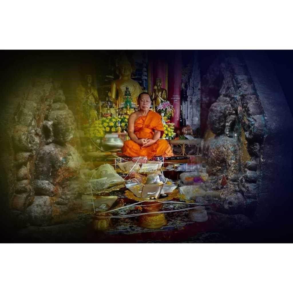 Thai Lucky Charm for Wealth - Khun Phaen First Edition Charm Buddha Amulet