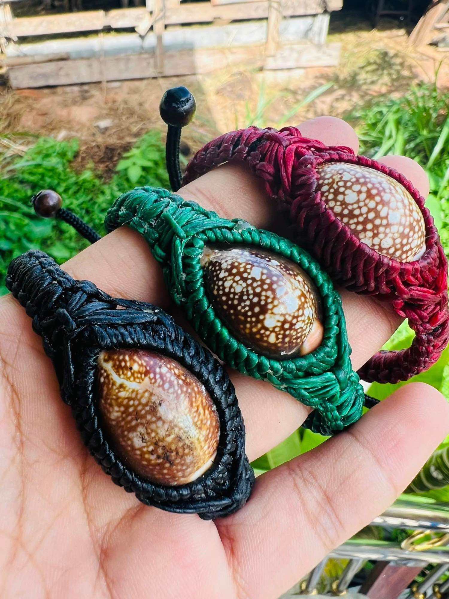 Sacred Protection Bracelet - Bea Gae Baramee 9 Rounds by Luang Pu Im, Wat Thung Na Mai | Thai Blessed Bracelet for Fortune and Protection Black