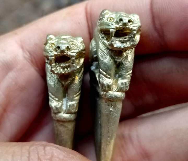 Sacred Tiger Amulet for Protection - Rupleor Suea Phayak (LP Kaek Tiger Statue)