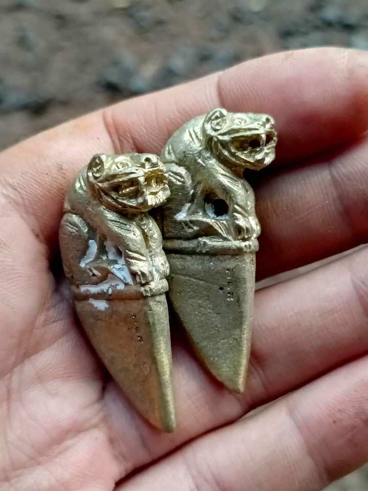 Sacred Tiger Amulet for Protection - Rupleor Suea Phayak (LP Kaek Tiger Statue) Default Title