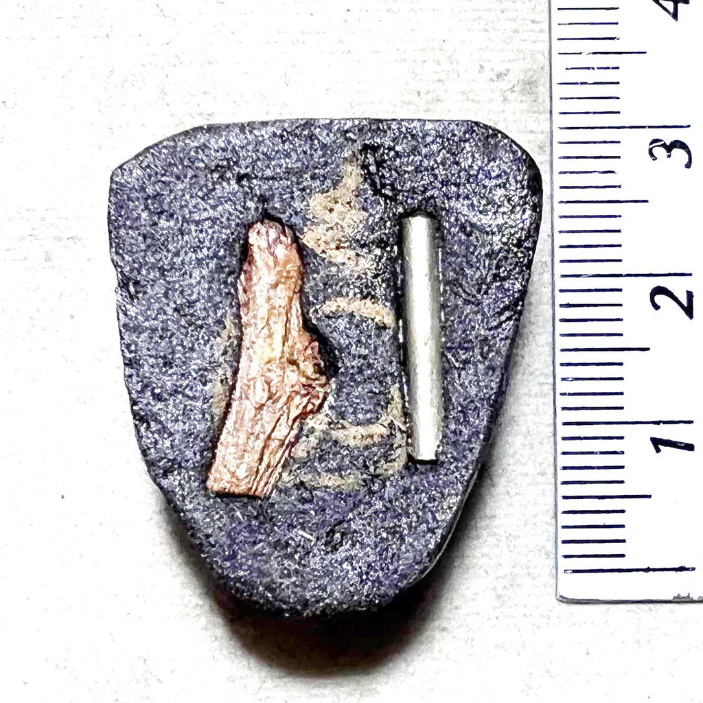 Yoni Charm Dok Thong – Thai Amulet for Attraction and Prosperity