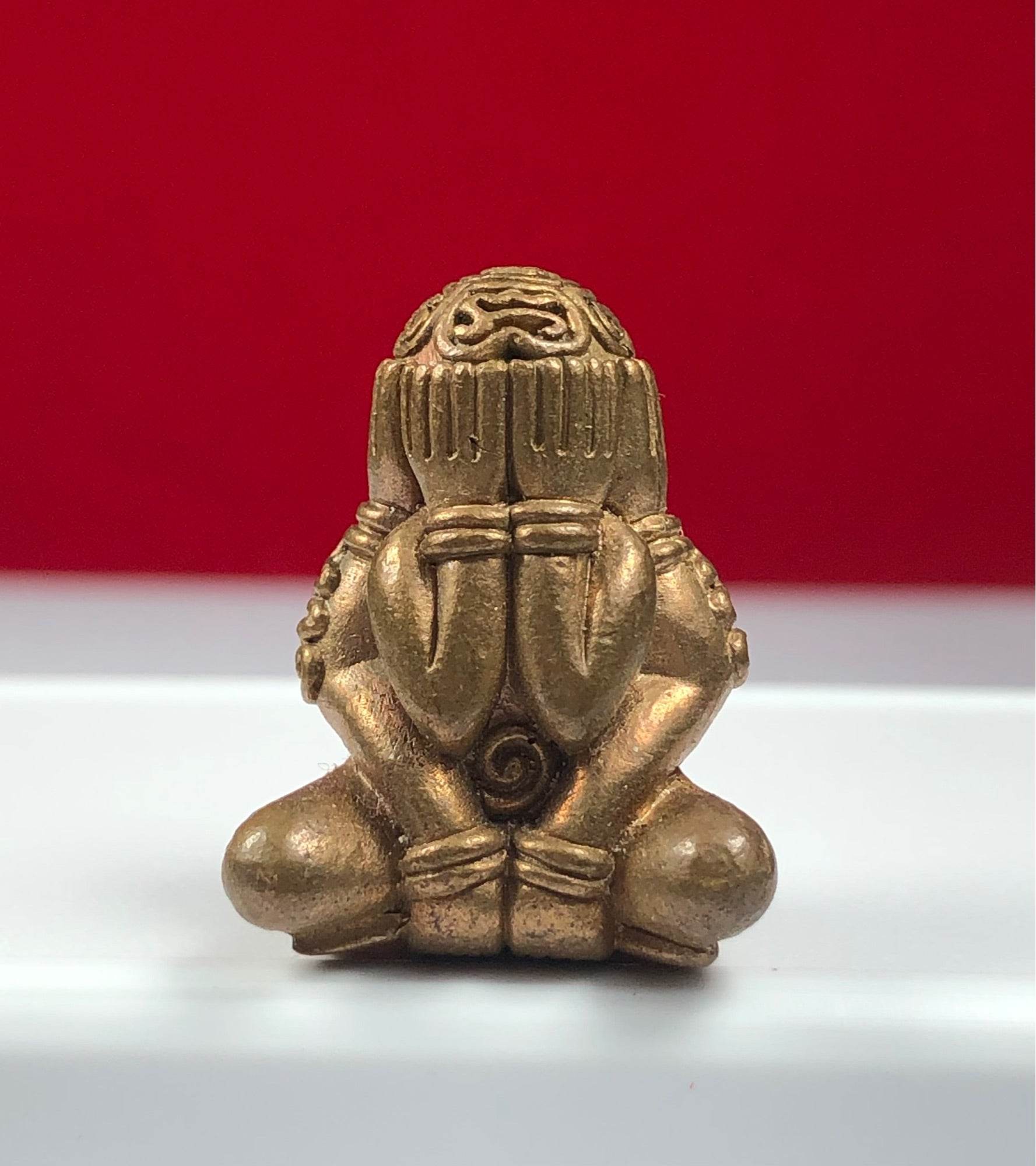 Luang Phor Kloi Amulet - Rare First Edition Phra Pidta Yant Yung Collectible