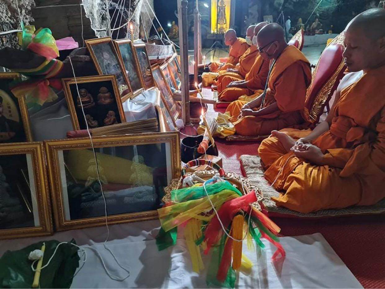 Phra Rahu Amulet Pendant - Silver Lucky Charm for Protection and Good Fortune