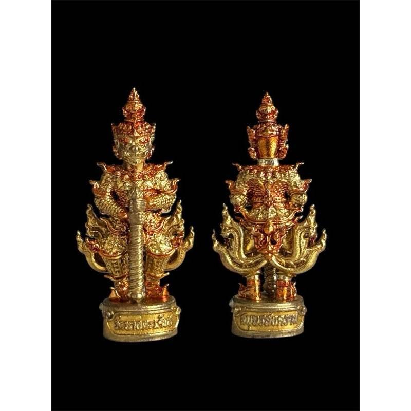 Thao Wessuwan Coin Amulet from Wat Nang Takhian for Wealth and Prosperity 3