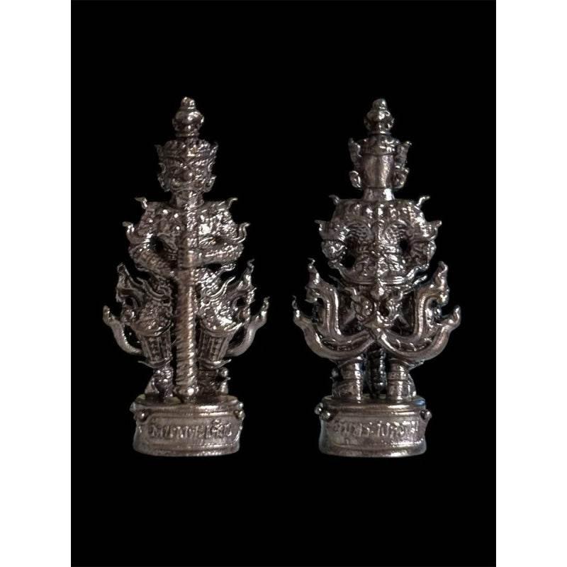 Thao Wessuwan Coin Amulet from Wat Nang Takhian for Wealth and Prosperity 2