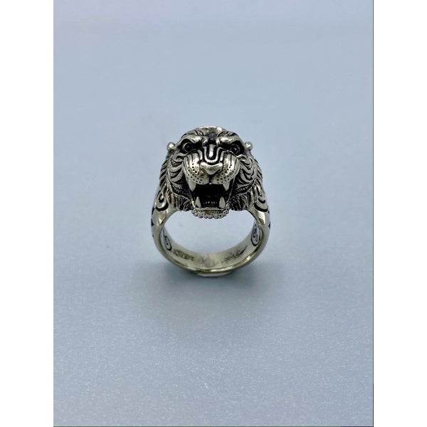 Silver metal tiger head ring with intricate carving and oxidized detail Tiger King ring Thai amulet
