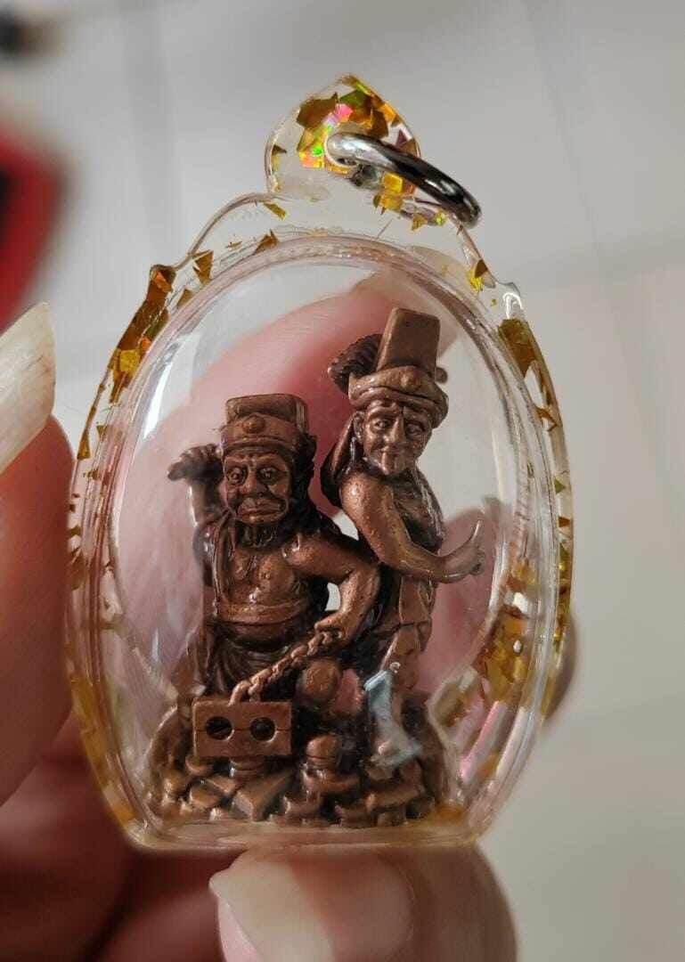 Tua Pae-Yee Pae Amulet - Dual Deities of Wealth for Prosperity and Success